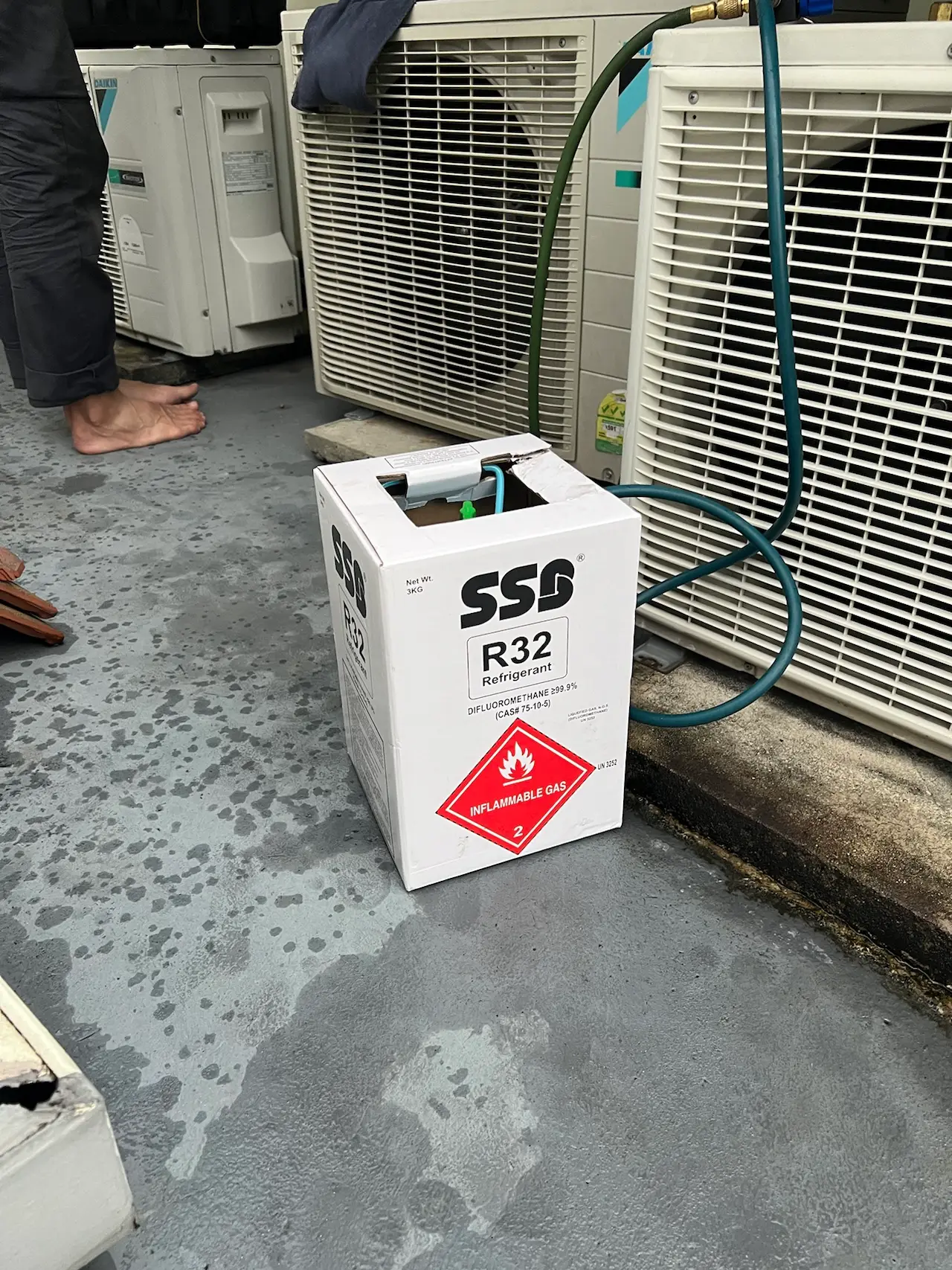 Complete LG aircon error code guide in Singapore. Learn LED blinking meanings, CH errors, common faults, solutions, repair costs, and when to call a technician.